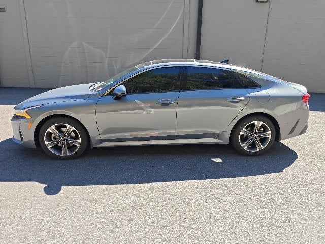 2022 Kia K5 EX