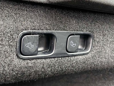 2022 Tesla Model S Base