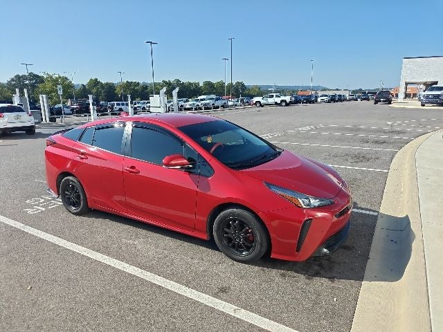 2020 Toyota Prius LE