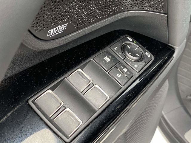 2025 Lexus LX 700h Luxury