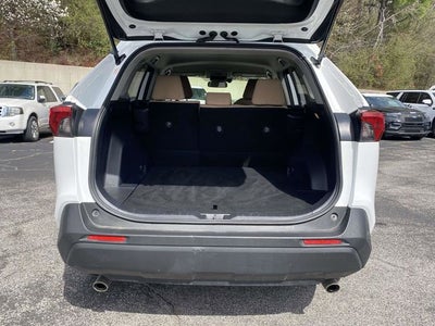 2020 Toyota RAV4 Hybrid LE