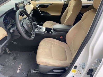 2020 Toyota RAV4 Hybrid LE