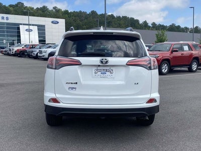 2018 Toyota RAV4 LE