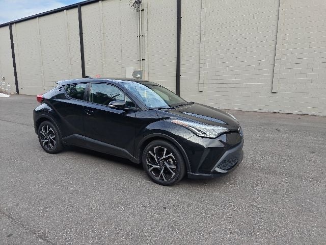 2022 Toyota C-HR XLE