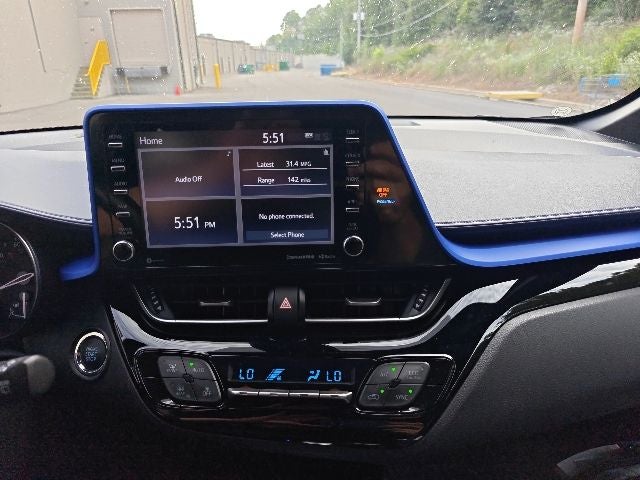 2022 Toyota C-HR XLE