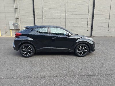 2022 Toyota C-HR XLE