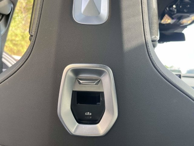 2026 BMW 7 Series 740i