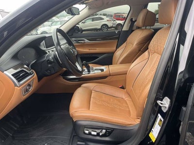 2021 BMW 7 Series 740i