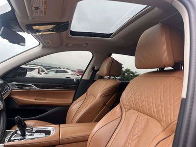 2021 BMW 7 Series 740i