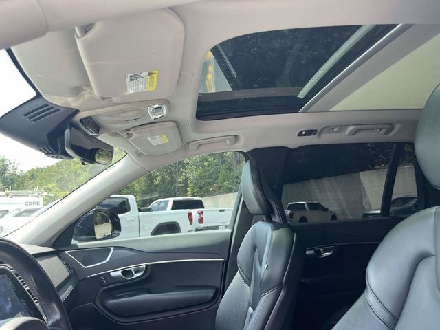 2020 Volvo XC90 T5 Momentum