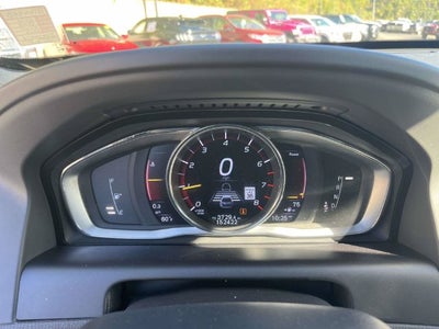2016 Volvo XC60 T5 Drive-E Platinum