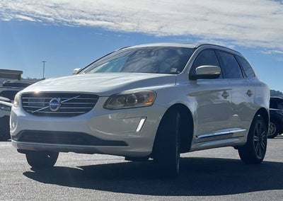 2016 Volvo XC60 T5 Drive-E Platinum