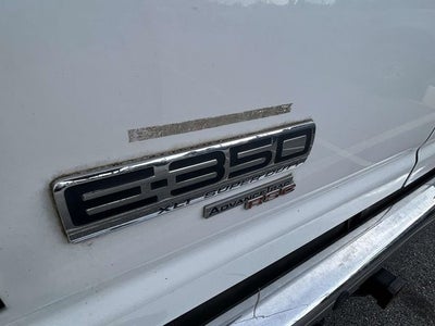 2008 Ford E-350SD XLT