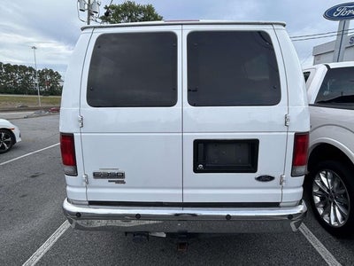 2008 Ford E-350SD XLT
