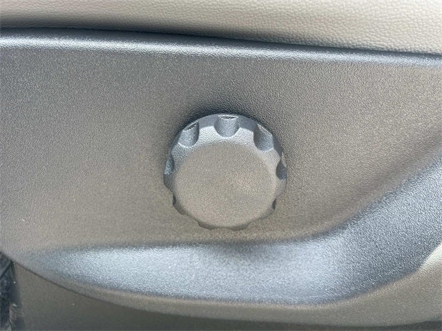 2025 Ford F-600SD XL