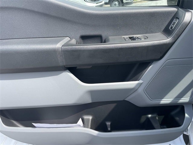 2025 Ford F-600SD XL