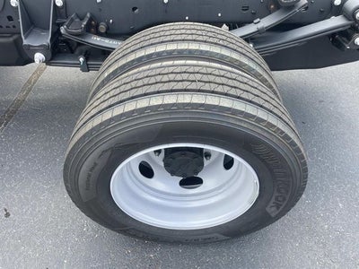 2025 Ford F-600SD XL