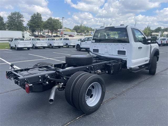 2025 Ford F-600SD XL