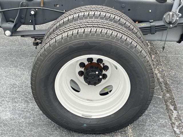 2026 Ford E-350SD Base Cutaway