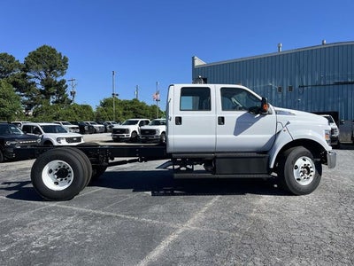 2027 Ford F-650SD Base