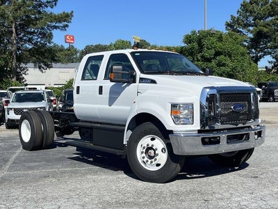 2027 Ford F-650SD Base