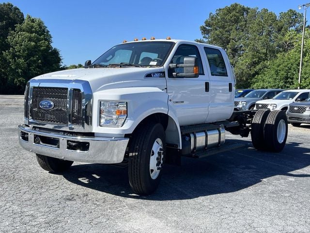 2027 Ford F-650SD Base