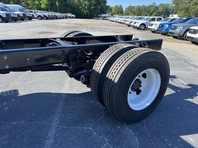 2027 Ford F-650SD Base