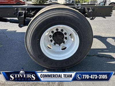 2027 Ford F-650SD Base