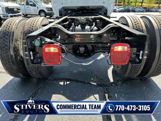 2027 Ford F-650SD Base