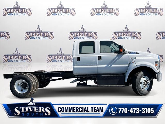 2027 Ford F-650SD Base