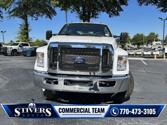 2027 Ford F-650SD Base