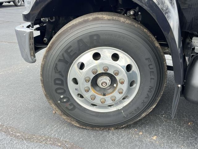 2026 Ford F-650SD Base