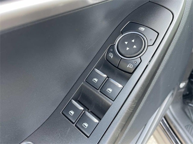 2025 Ford Utility Police Interceptor Base