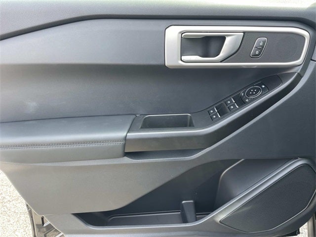 2025 Ford Utility Police Interceptor Base