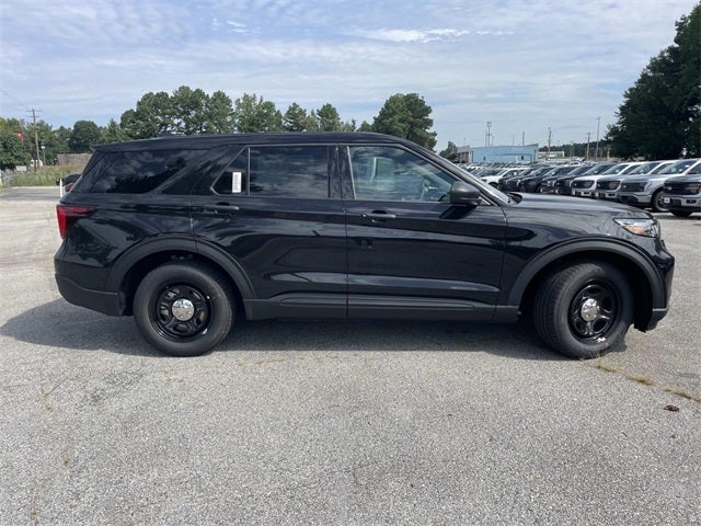 2025 Ford Utility Police Interceptor Base