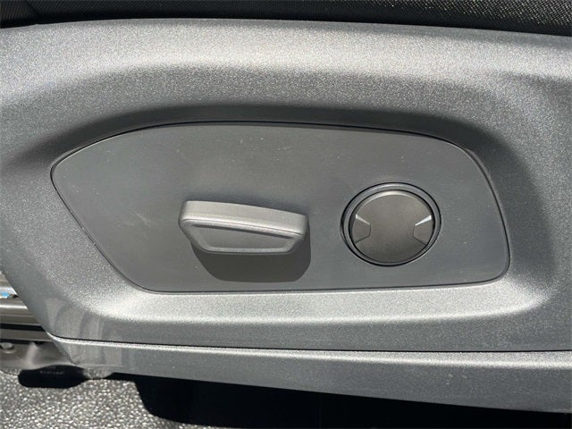 2025 Ford Utility Police Interceptor Base