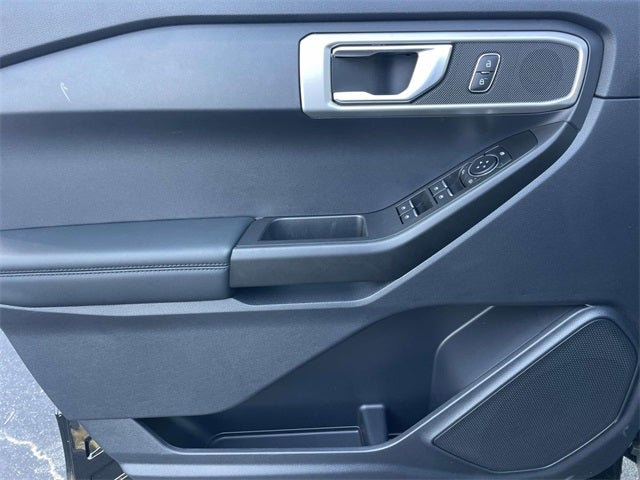 2025 Ford Utility Police Interceptor Base