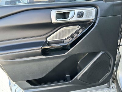 2022 Ford Explorer Platinum