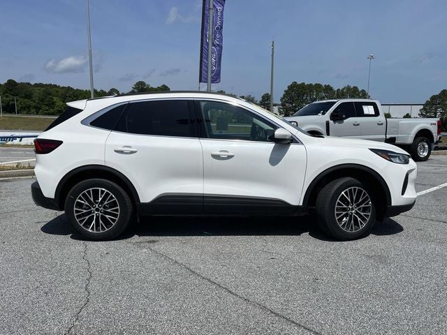 2025 Ford Escape Plug-In Hybrid Base
