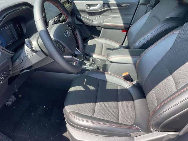 2025 Ford Escape Hybrid ST-Line