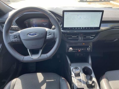 2025 Ford Escape Hybrid ST-Line