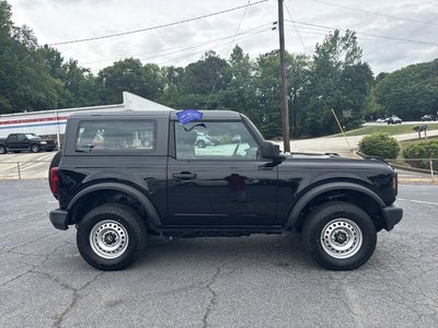 2023 Ford Bronco Base