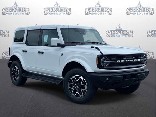 2026 Ford Bronco Outer Banks