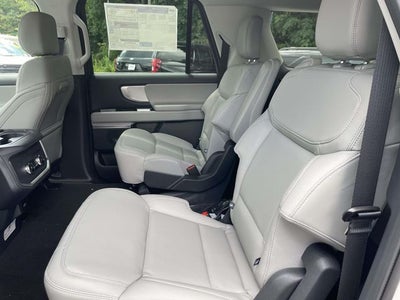 2027 Ford Expedition Max Active