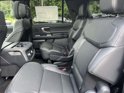 2027 Ford Expedition Max Platinum