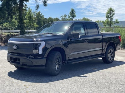 2025 Ford F-150 Lightning Flash