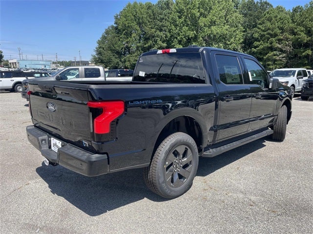 2025 Ford F-150 Lightning Flash