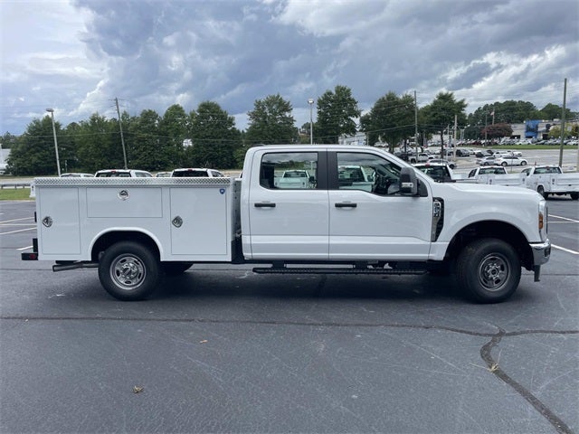 2025 Ford F-250SD XL Service Body