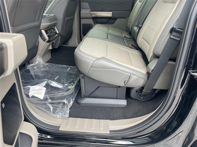 2025 Ford F-250SD Platinum