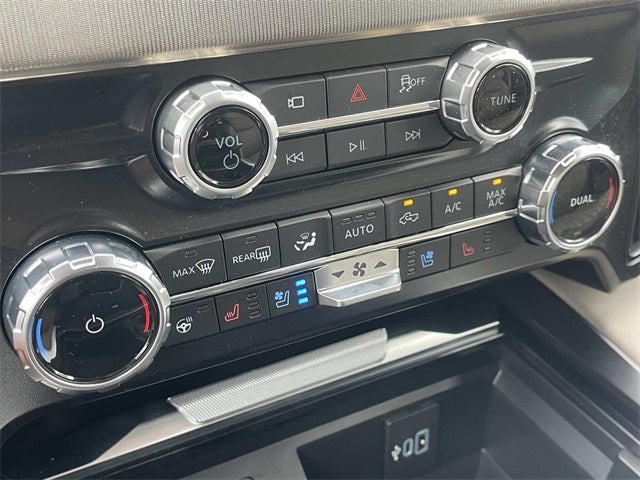 2025 Ford F-250SD Platinum